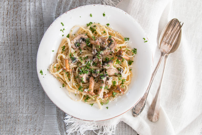 Spaghetti An Pilzrahmsauce - Vegetarisches Rezept