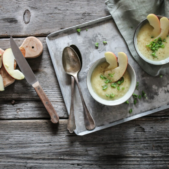 Pastinakensuppe mit Äpfeln Rezept