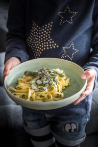 Tagliatelle mit Spargeln an Limetten Rahmsauce Rezept