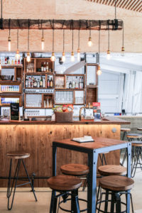 Bar Chalet Alaia Lens