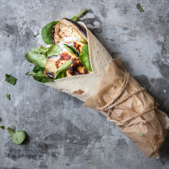 Wrap mit Aubergine und Halloumi Rezept