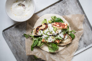 Auberginen und Halloumi Wrap Rezept