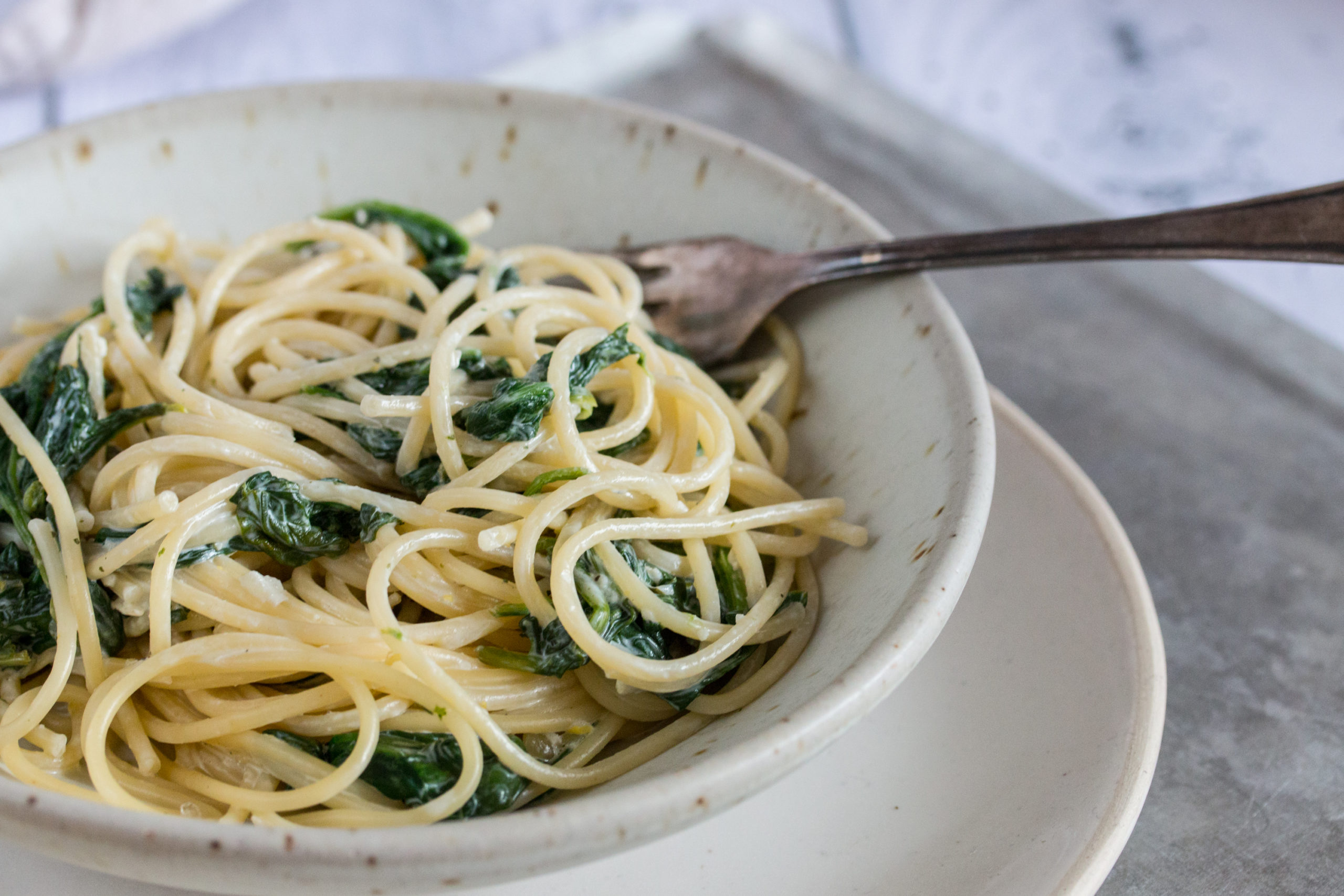 Zitronen Spaghetti mit Spinat - Loumalou