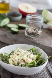 Gurken Kohlrabi Salat mit Apfel Pink Lady Rezept