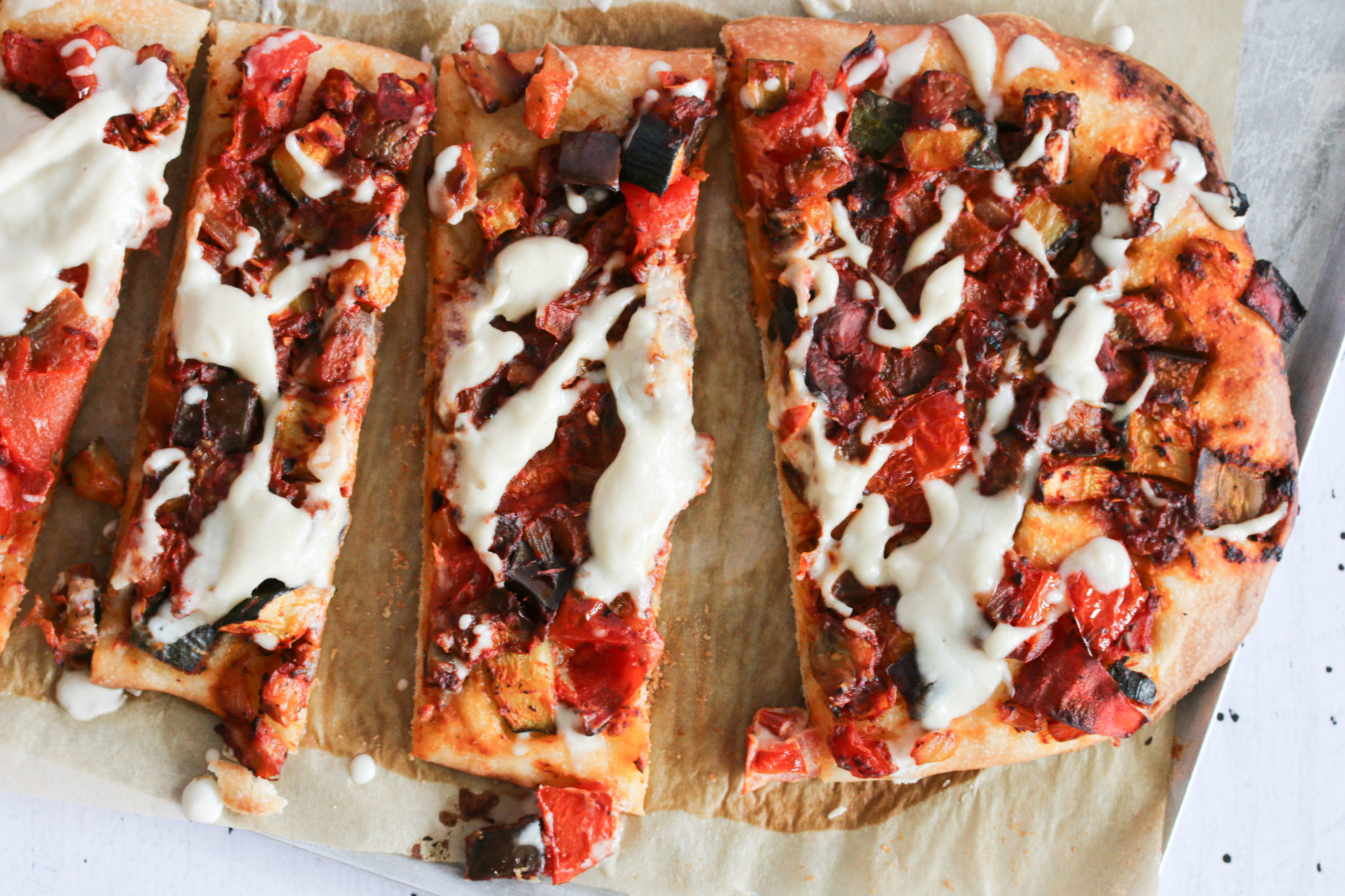 Ratatouille Focaccia Mit Tahini Loumalou
