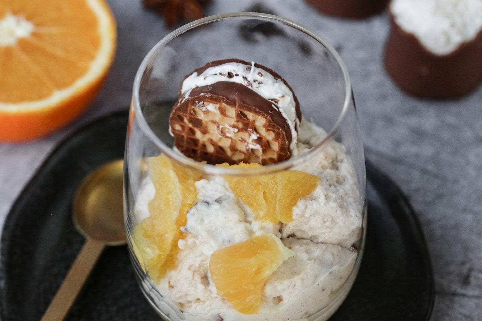 Schokokopf Mousse mit Orangenfilets - LouMalou.ch