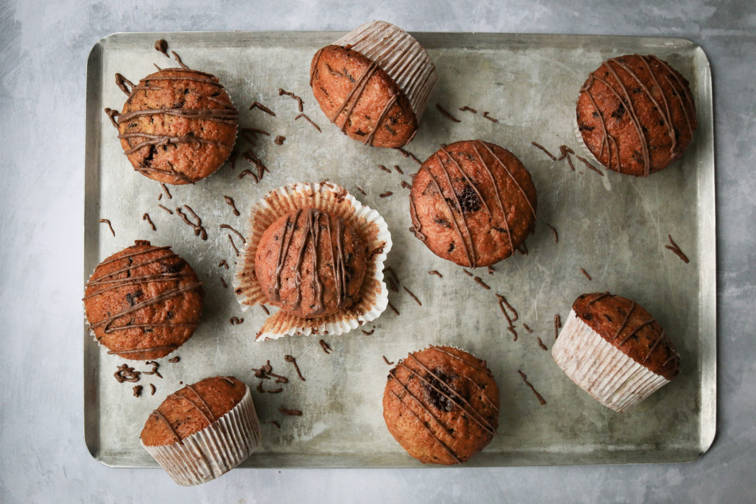 Einfache Bananen-Schokoladen Muffins - LouMalou.ch