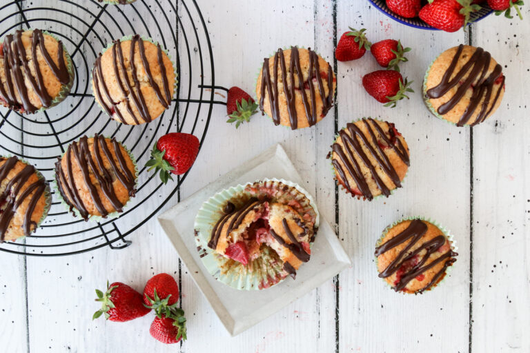 Luftige Erdbeermuffins / LouMalou.ch